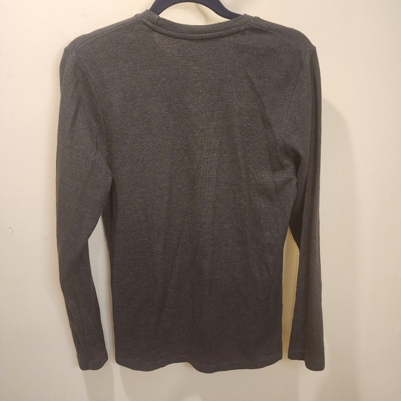 Lucky Brand Gray Christmas Santa Claus pajama top size M - Picture 6 of 8